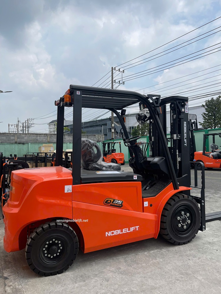 xe-nâng-điện-3.5 tấn.jpg (247 KB)